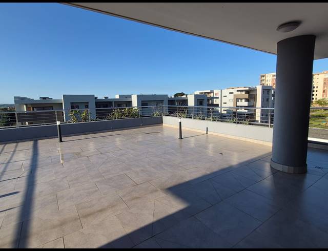 2 BEDROOM APARTMENT FOR SALE IN UMHLANGA RIDGE
